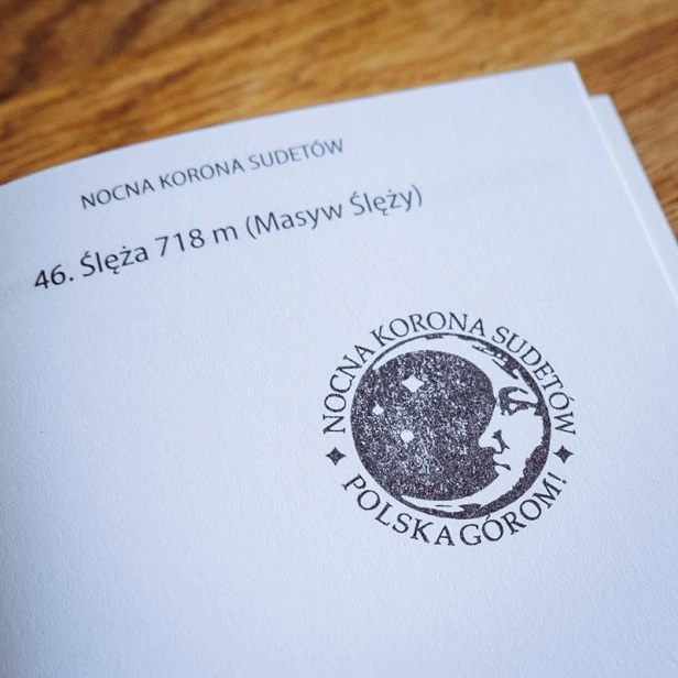 książeczka odznaki "Nocna Korona Sudetów"