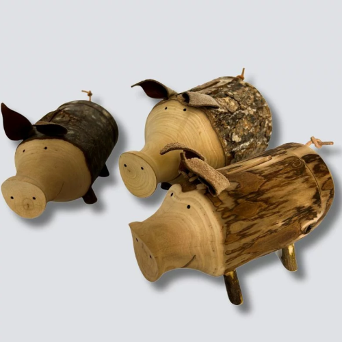 Świnka skarbonka z drewna.png